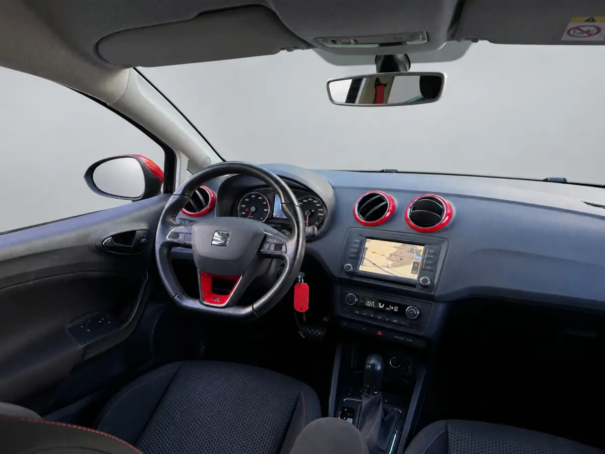 1.0 EcoTSI 110PK DSG FR-SPORT CARPLAY/CAMERA/NAVIGATIE