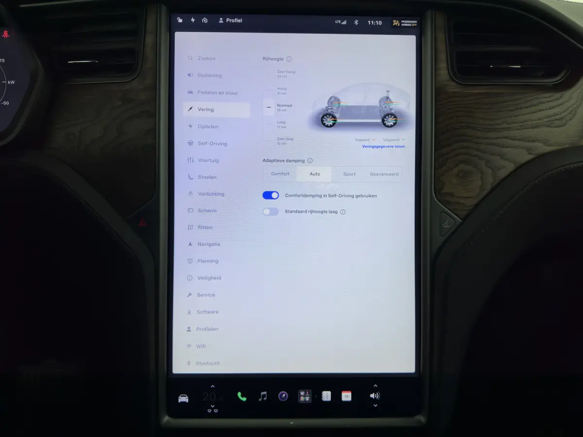 100D Long Range 6 pers. (INCL. BTW) *AUT | PANO | LEATHER | NAVI-FULLMAP | FULL-LED | AIRSUSPENSION | DIGI-COCKPIT | FASTLOADER | KEYLESS | DAB+ | HEATED-SPORTSEATS | PRIVACY-GLASS | AUTOPIL