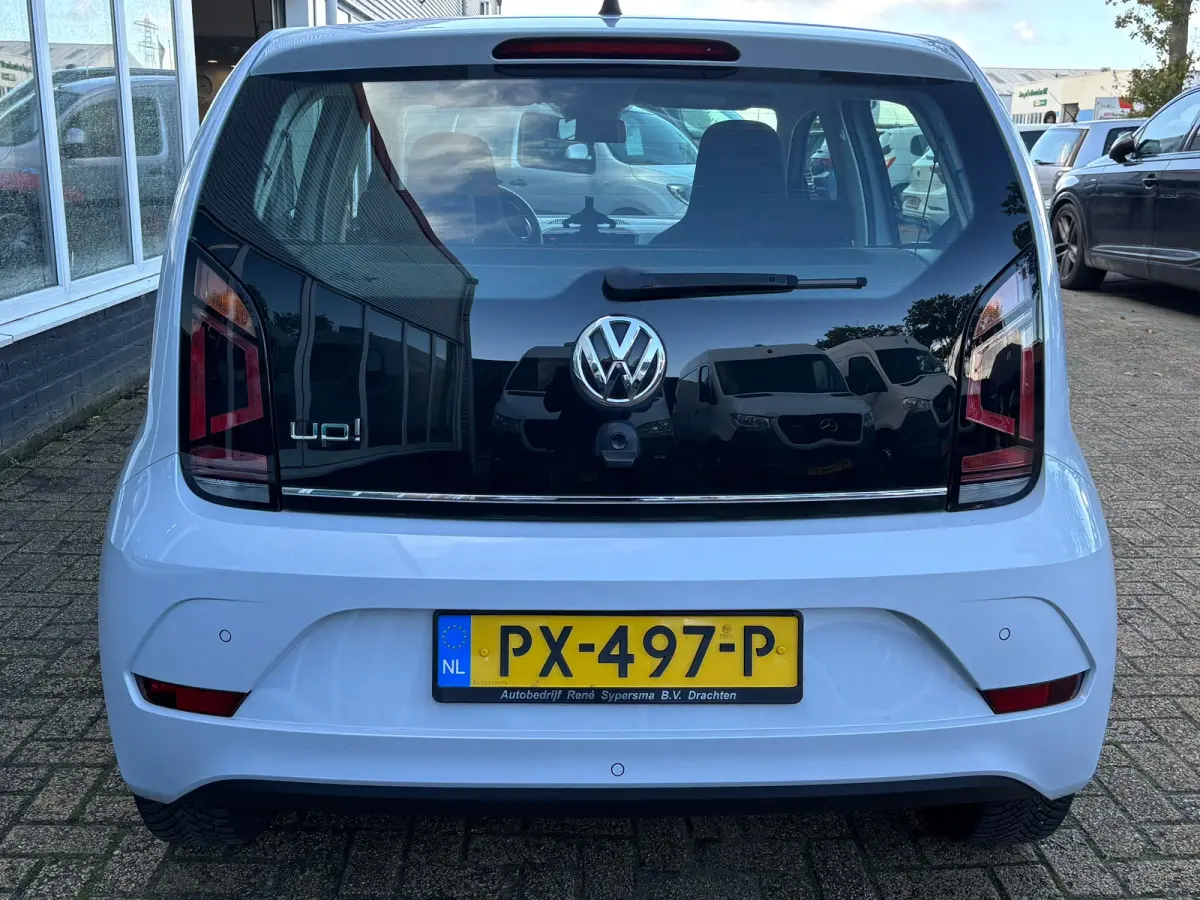 Up! 1.0 BMT high up! | Clima | Parkeersensoren | Stoelverwarming | Cruise
