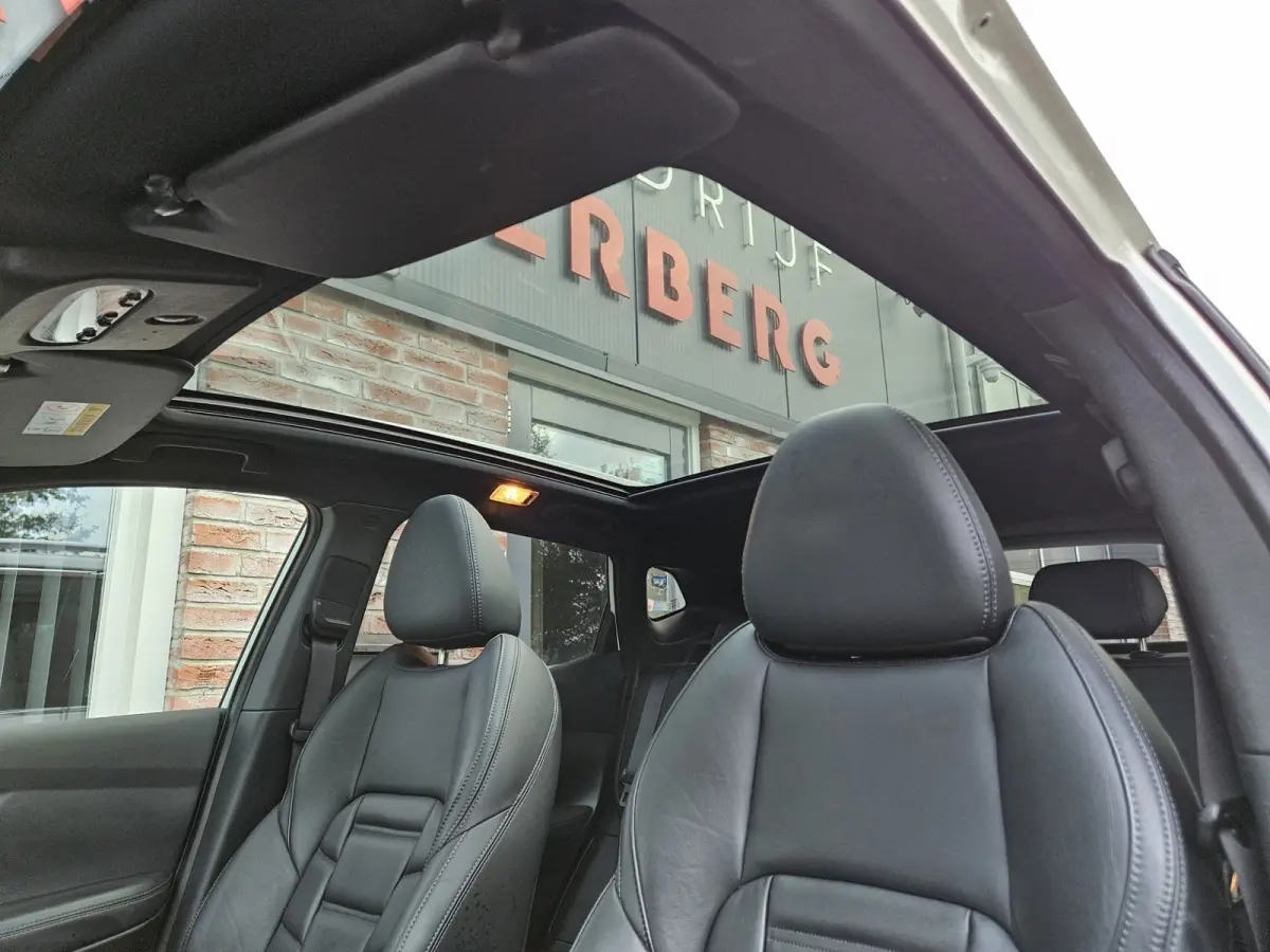 1.3 DIG-T Tekna + Trekhaak! Leer! Camera! Panoramadak! 140PK! Mooie/Nette Auto!