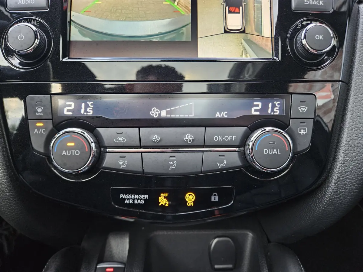1.3 DIG-T Tekna + Trekhaak! Leer! Camera! Panoramadak! 140PK! Mooie/Nette Auto!