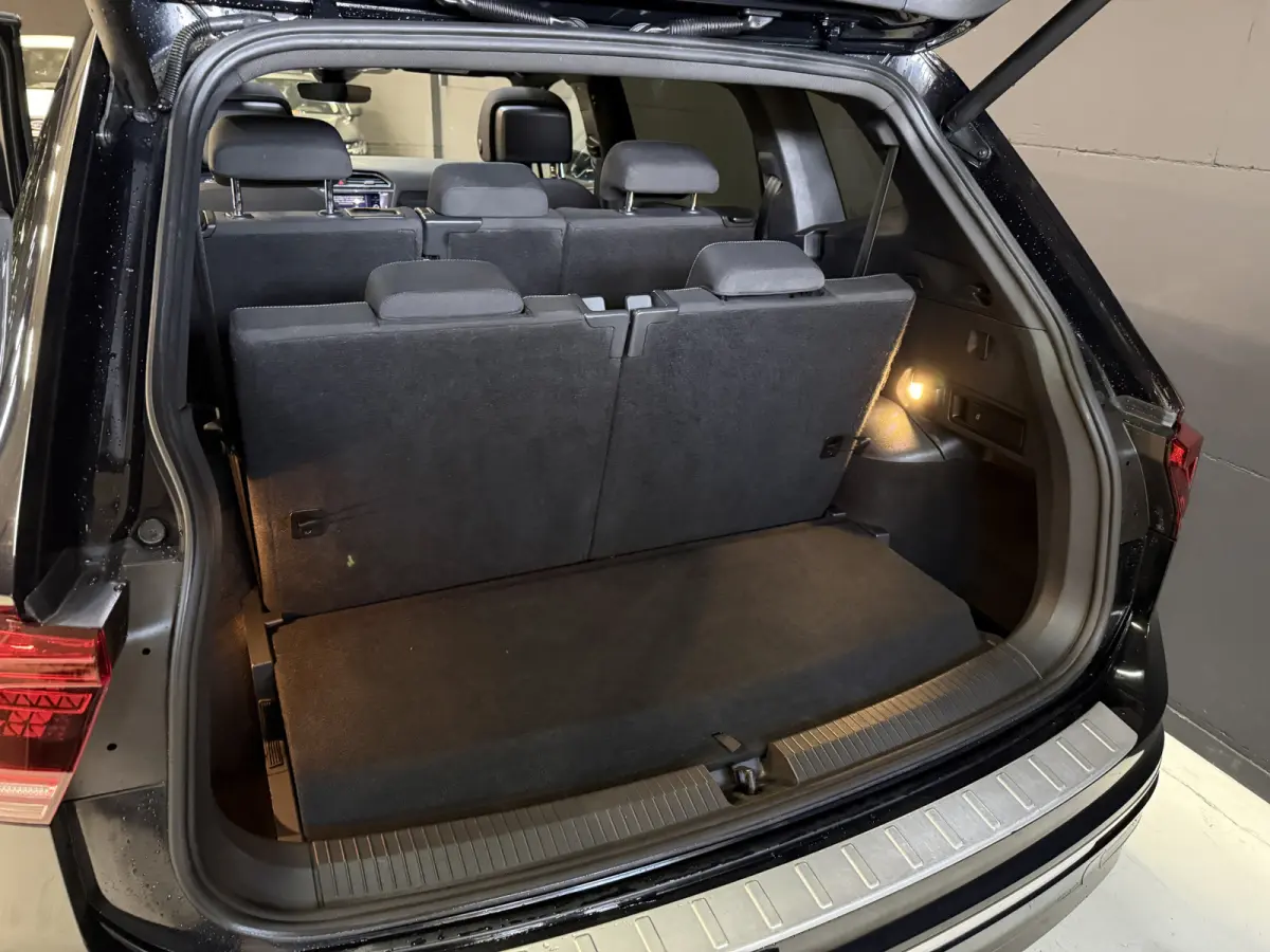 1.5 TSI Highline Business R-Line 7p. | Pano | Park Pilot | rekhaak