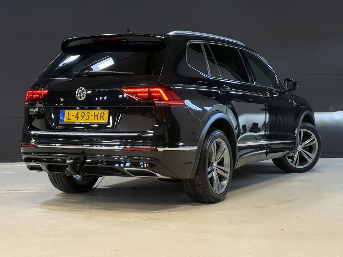1.5 TSI Highline Business R-Line 7p. | Pano | Park Pilot | rekhaak