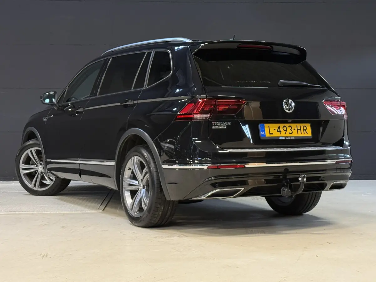 1.5 TSI Highline Business R-Line 7p. | Pano | Park Pilot | rekhaak
