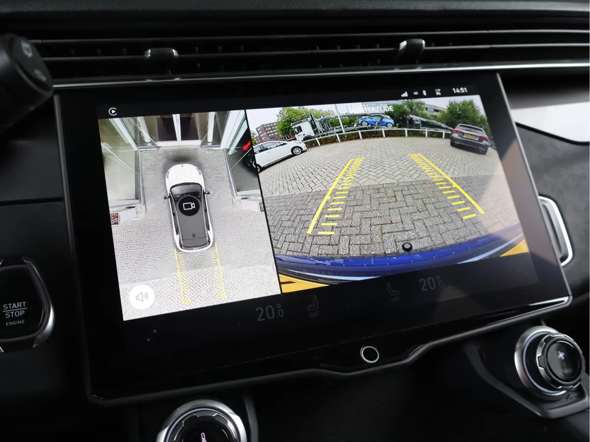 1.5 Navi / 360 Camera / Trekhaak / Clima / Cruise / Audio