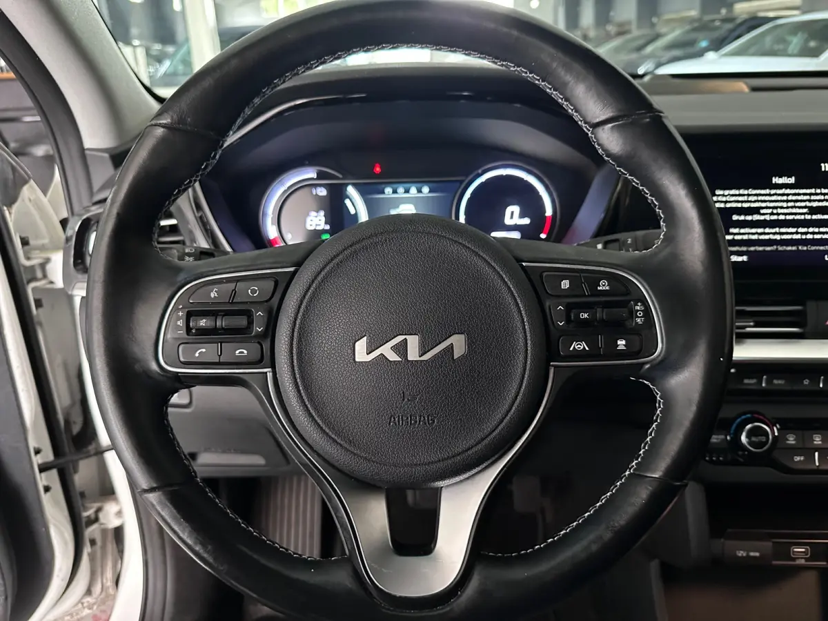 Edition 64 kWh SOH 100 % FASE 3 DEALER OND EERSTE EIG