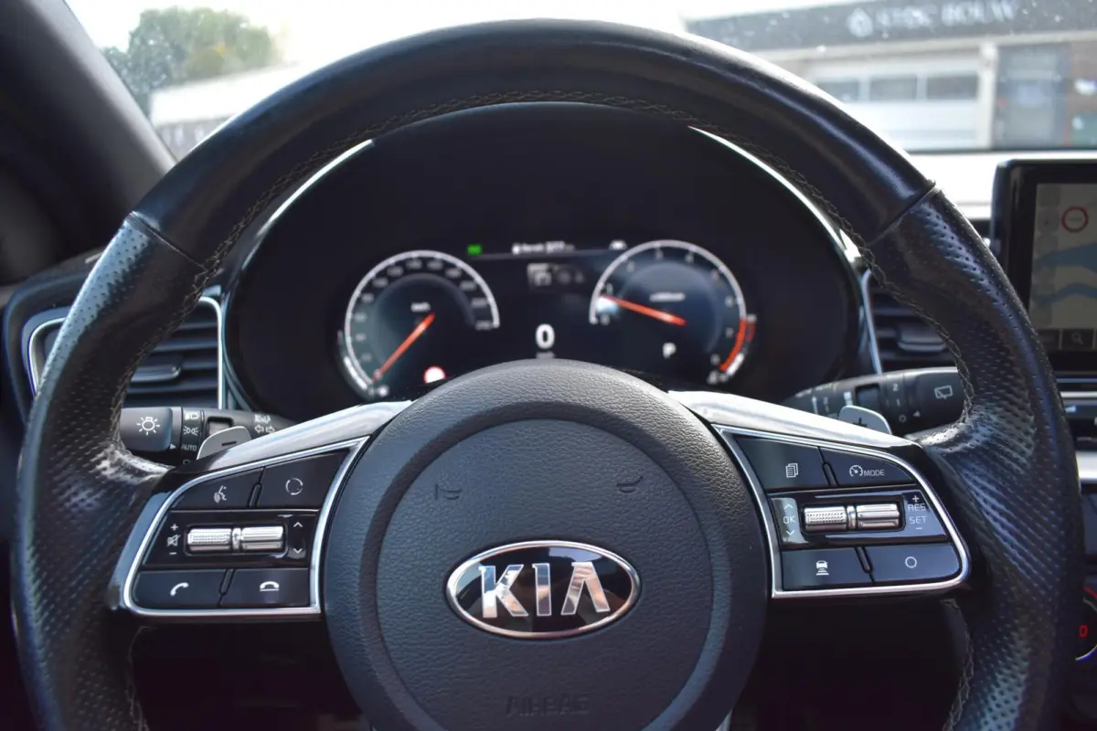 1.4 T-GDI GT-PlusLine | Panoramadak | JBL | Keyless |