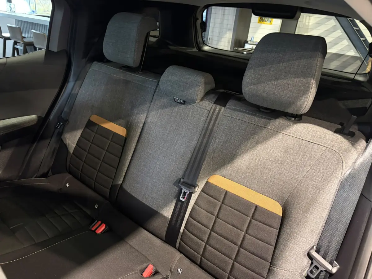 1.2 Hybrid 145pk Plus Camera | Carplay | Hybrid Automaat