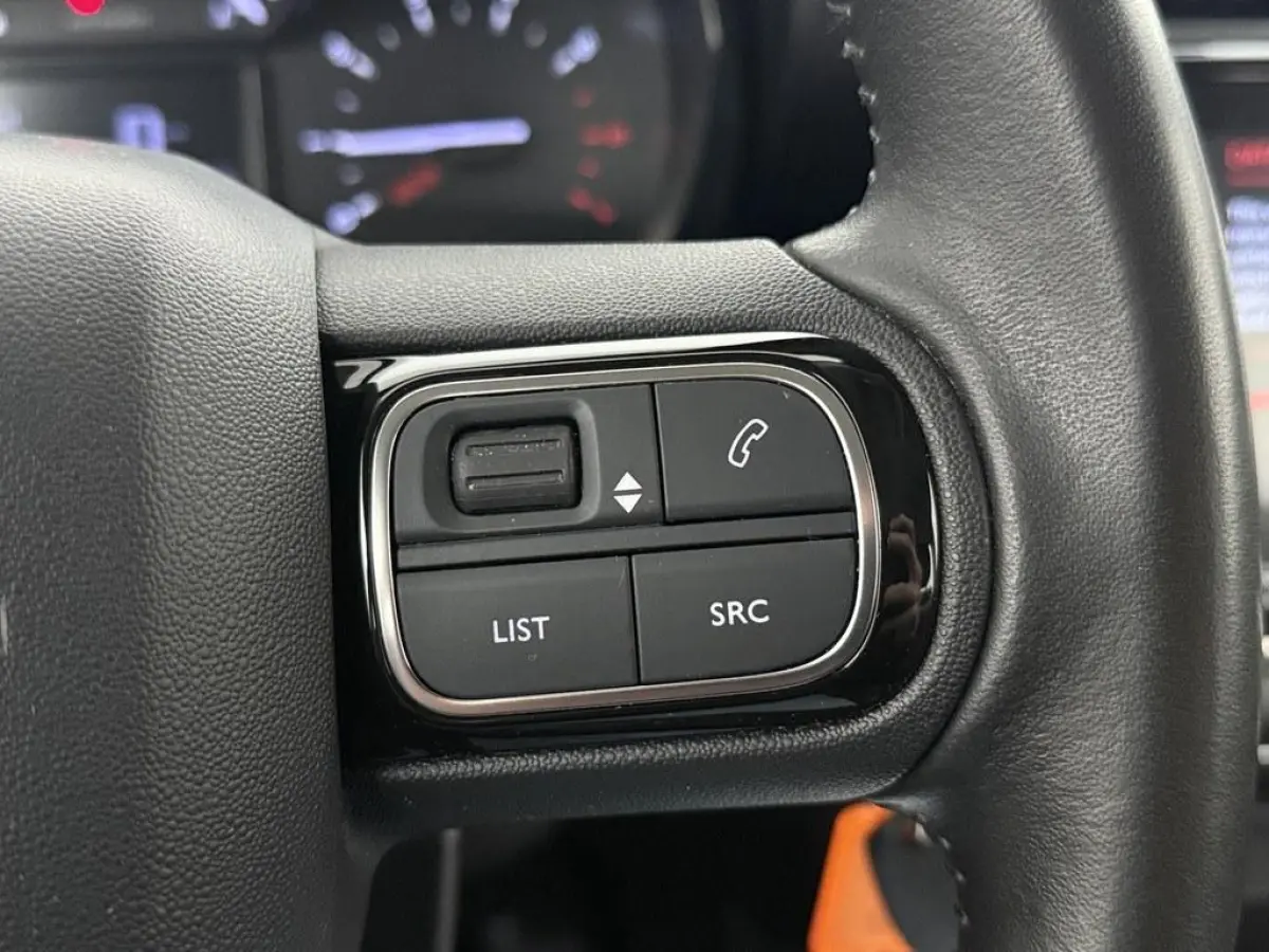 1.2T 110pk Feel 4S.banden/Ecc/CarPlay/Led