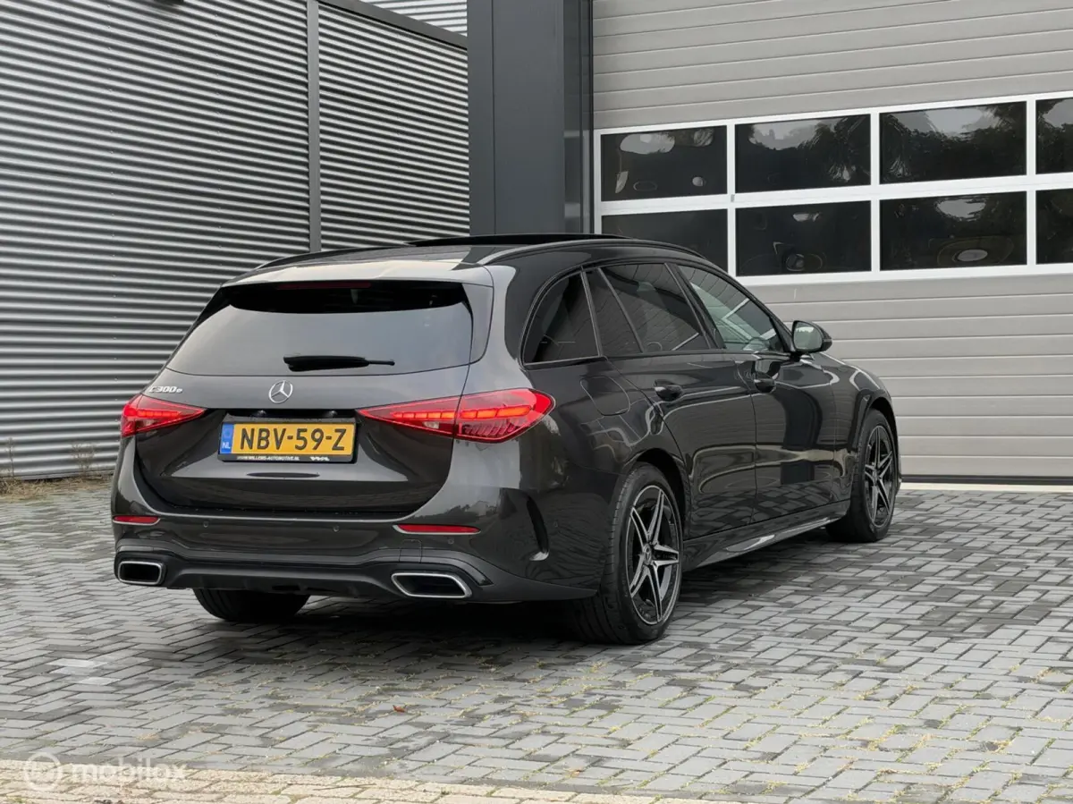 300 e AMG Premium Plus|Trekhk|Pano