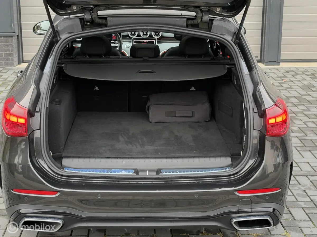 300 e AMG Premium Plus|Trekhk|Pano