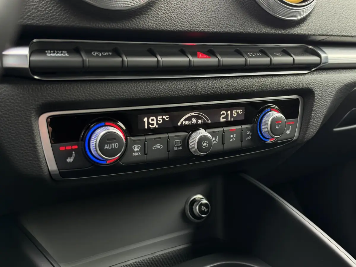 1.5 TFSI Sport Edition | Navigatie | Climate | Stoelverwarming | Cruise