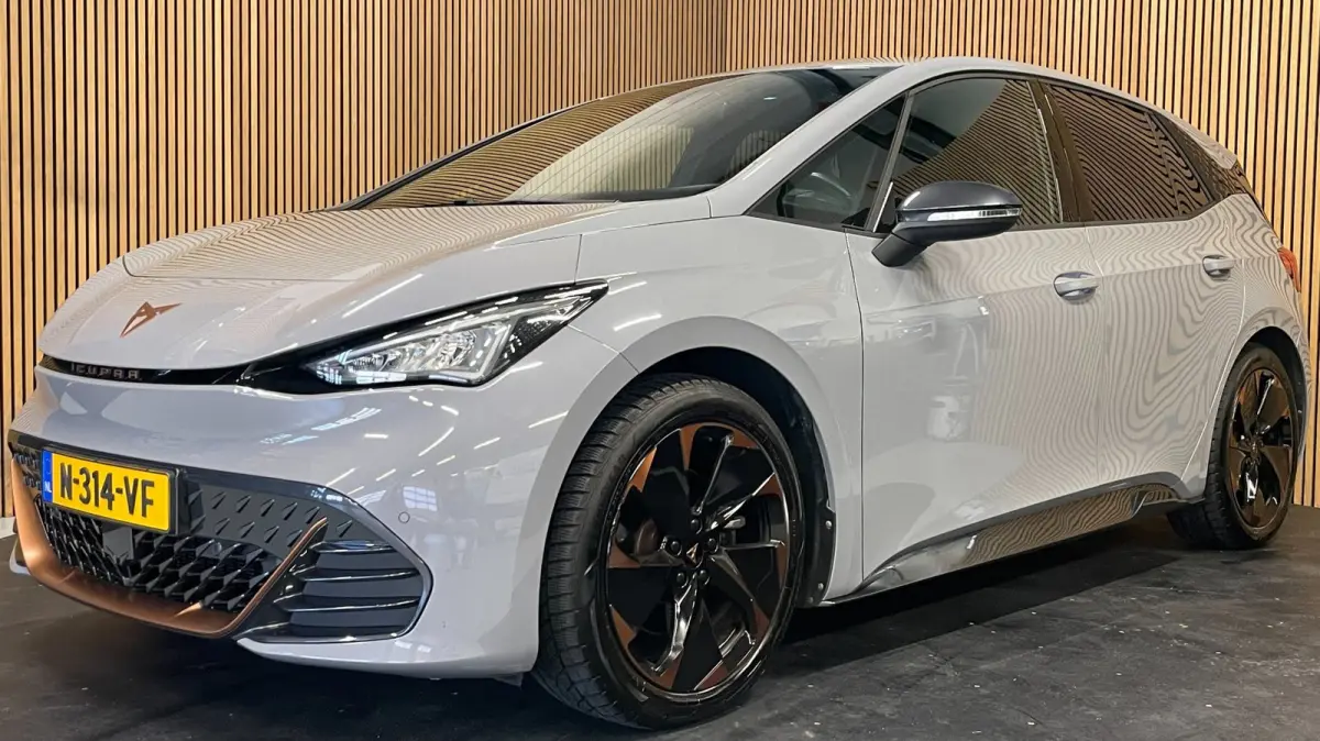 Adrenaline One 62 kWh|VAPOR GREY|ACC|ANDROID|APPLE CARPLAY|CAMERA|STOEL+STUURVERWARMING|NAVIGATIE|NAP|NL-AUTO|INCL.BTW|