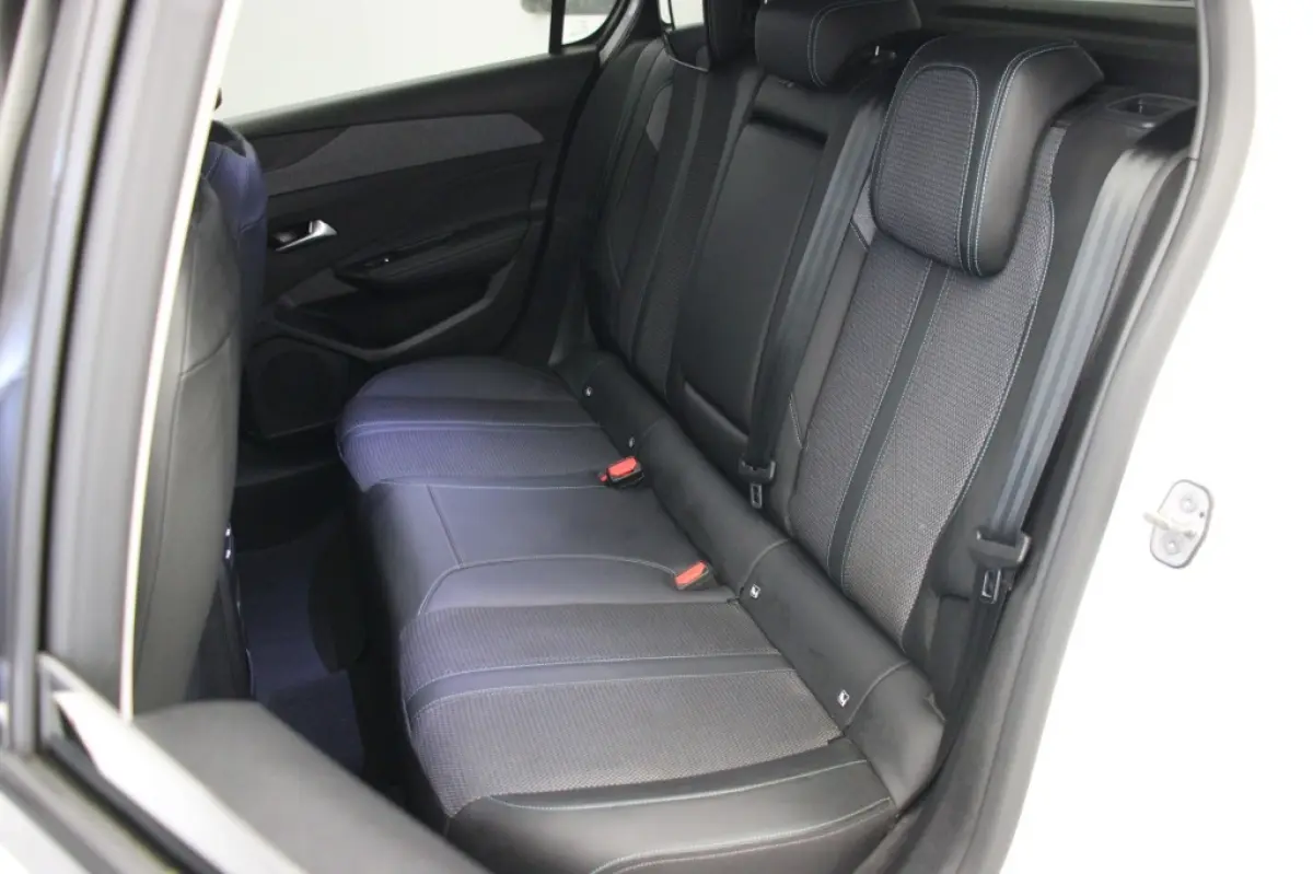 1.2 PureTech Allure Pack Business - Digitaal Cockpit, Carplay, Adapt. Cruise, Stoelverw.