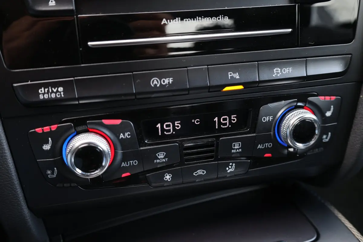 3.0 TFSI quattro 333+PK FACELIFT/LED/LEER+NEK+S.VERWARMING+MEMORY/20" LMV/CAM/CRUISE/ECC/12 MND GARANTIE!