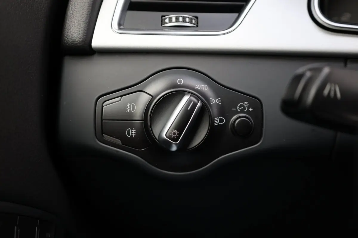 3.0 TFSI quattro 333+PK FACELIFT/LED/LEER+NEK+S.VERWARMING+MEMORY/20" LMV/CAM/CRUISE/ECC/12 MND GARANTIE!