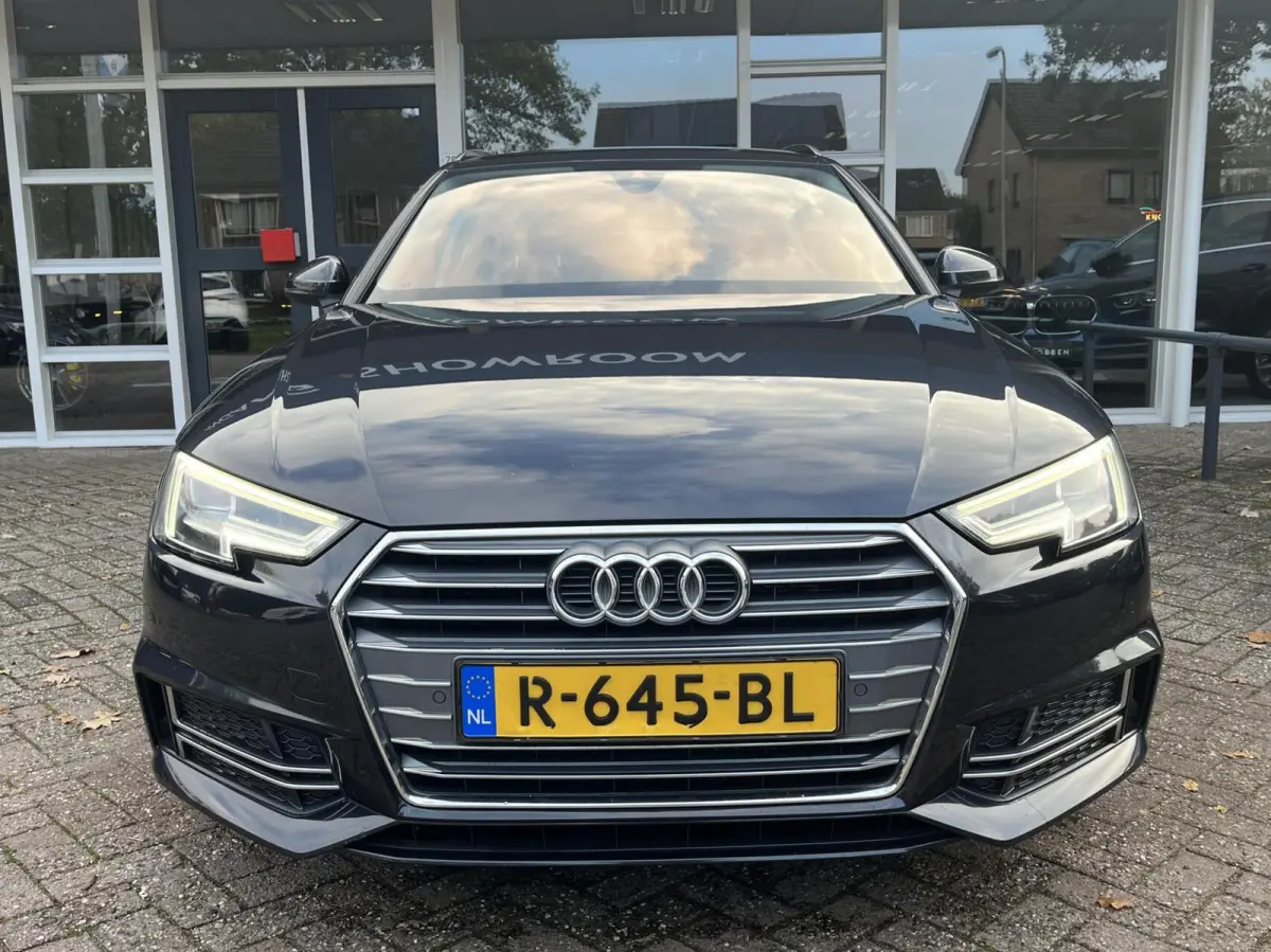 1.4 TFSI Sport S line black edition Camera..