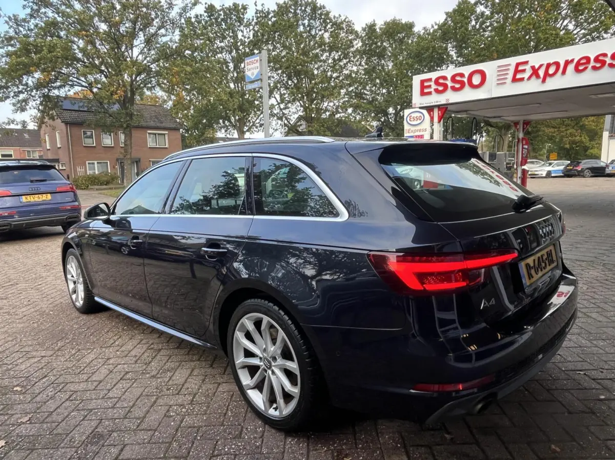 1.4 TFSI Sport S line black edition Camera..