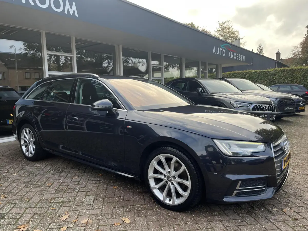 1.4 TFSI Sport S line black edition Camera..