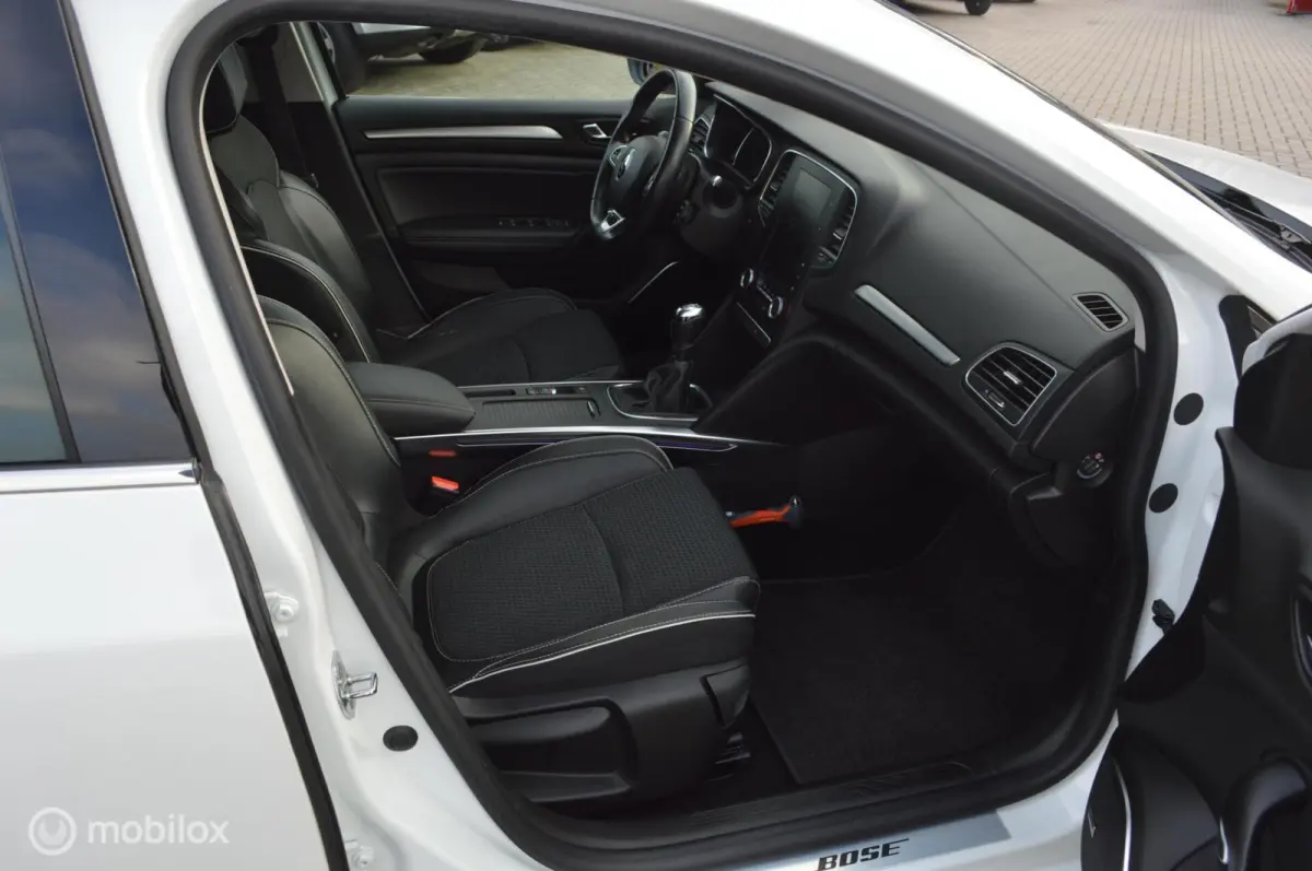 1.3 TCe Bose