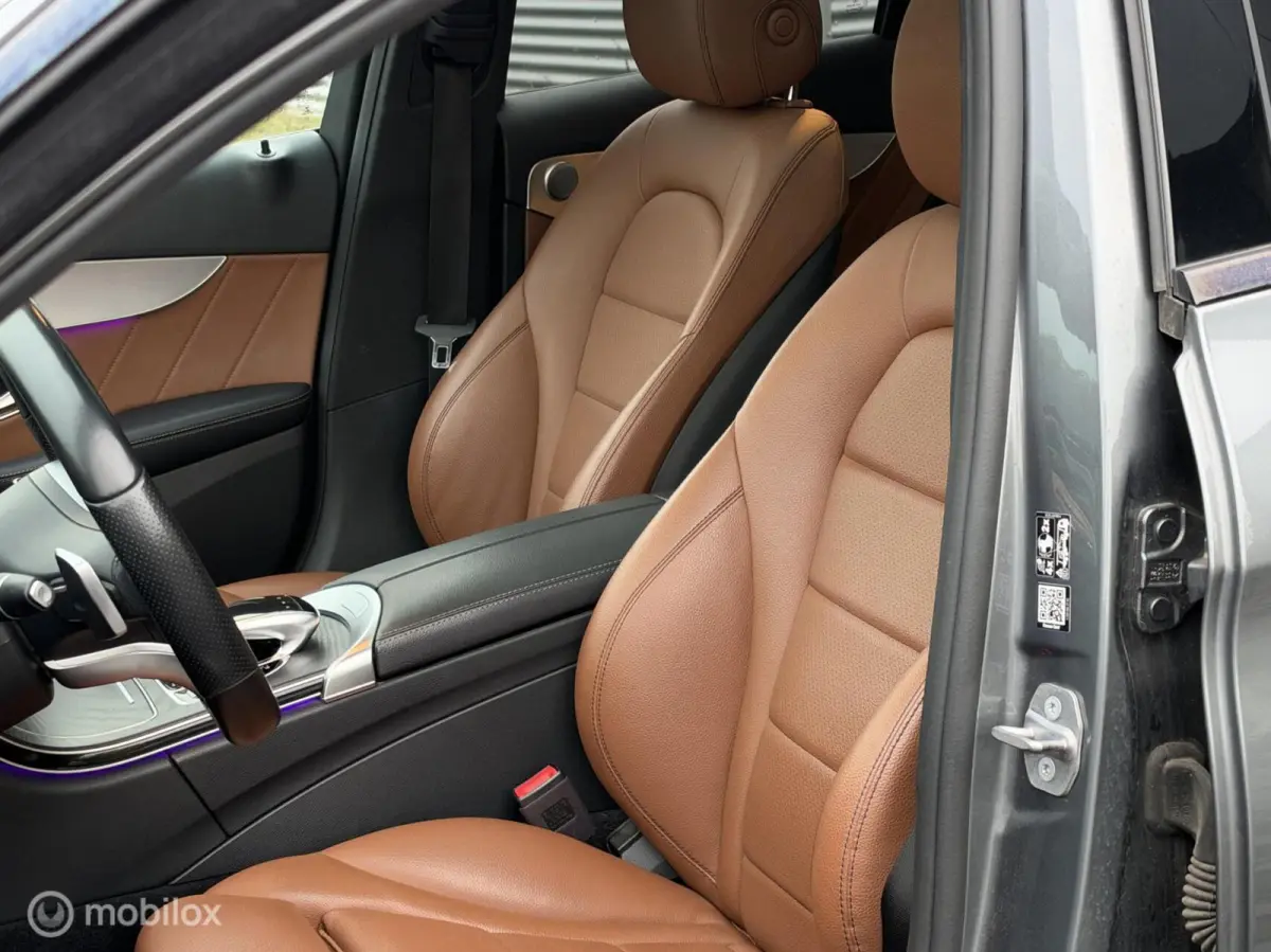 300 e 4MATIC AMG|Pano|Burmester|19'|Leder