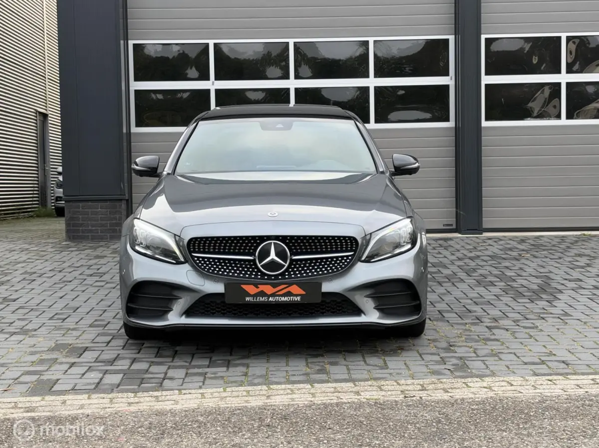300 e 4MATIC AMG|Pano|Burmester|19'|Leder
