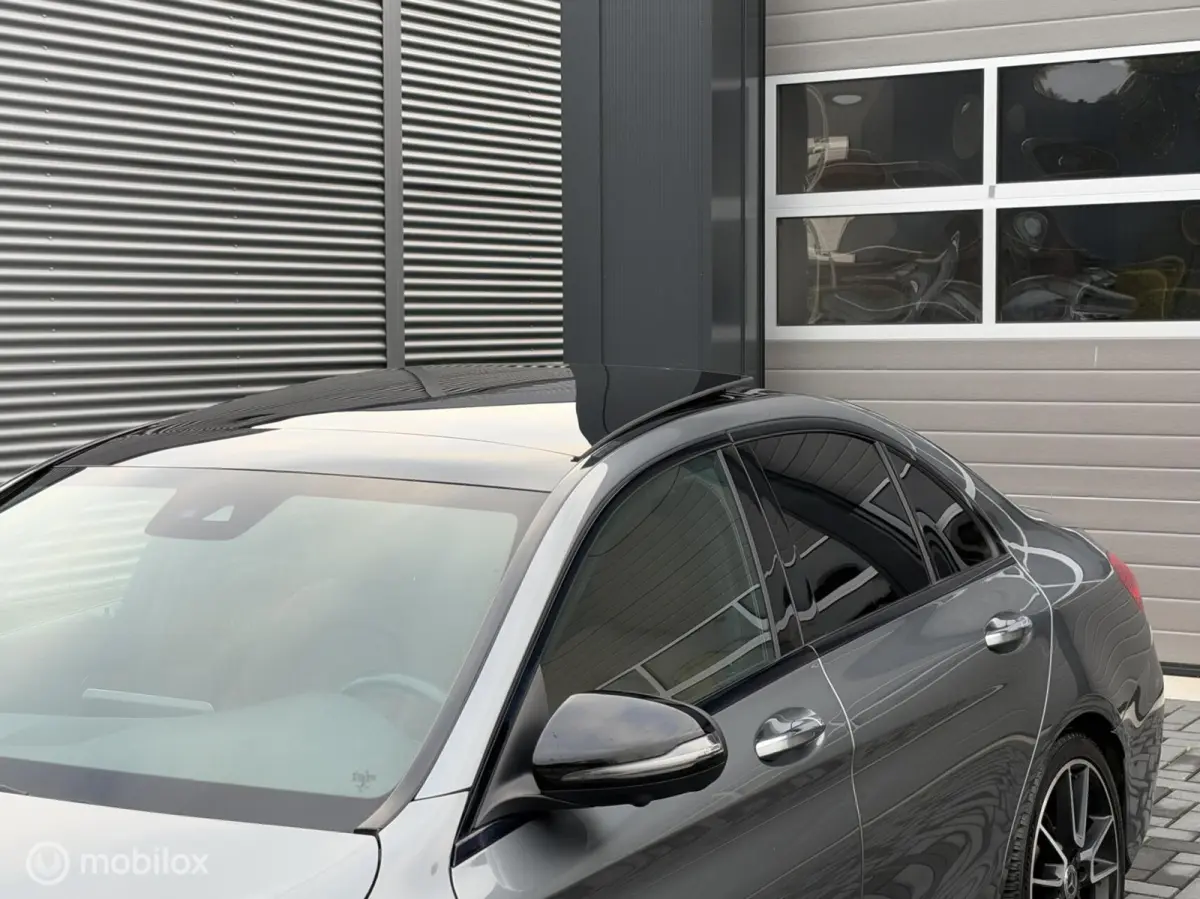 300 e 4MATIC AMG|Pano|Burmester|19'|Leder