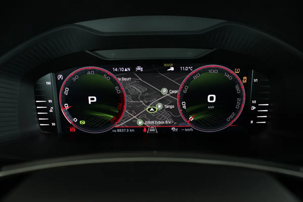 1.5 TSI Sportline Business Facelift | Pano | Camera | Memory | Virtual Cockpit | LED Matrix | Carplay | Keyless | Stoelverw. | 20" LMV | PDC V+A