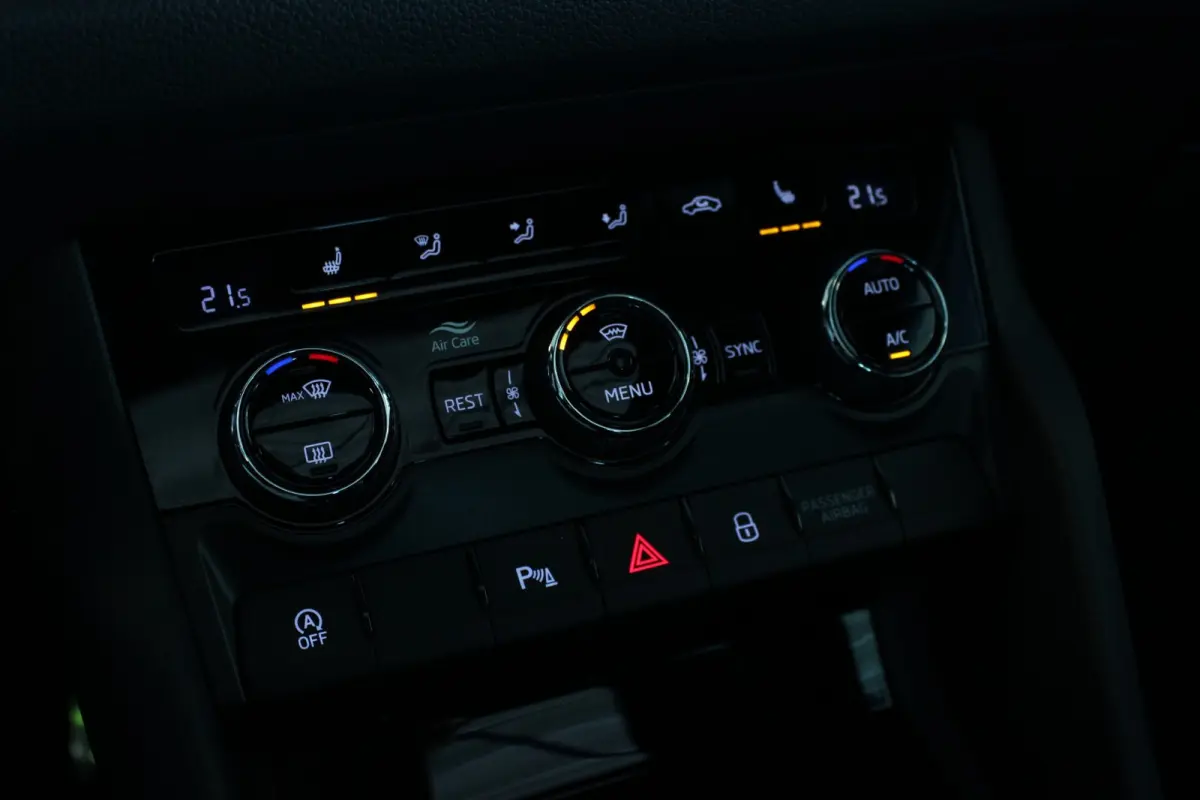 1.5 TSI Sportline Business Facelift | Pano | Camera | Memory | Virtual Cockpit | LED Matrix | Carplay | Keyless | Stoelverw. | 20" LMV | PDC V+A