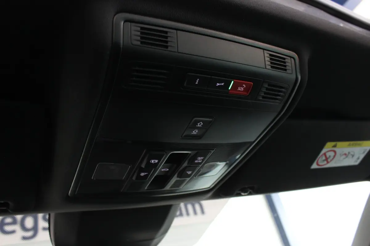 1.5 TSI Sportline Business Facelift | Pano | Camera | Memory | Virtual Cockpit | LED Matrix | Carplay | Keyless | Stoelverw. | 20" LMV | PDC V+A