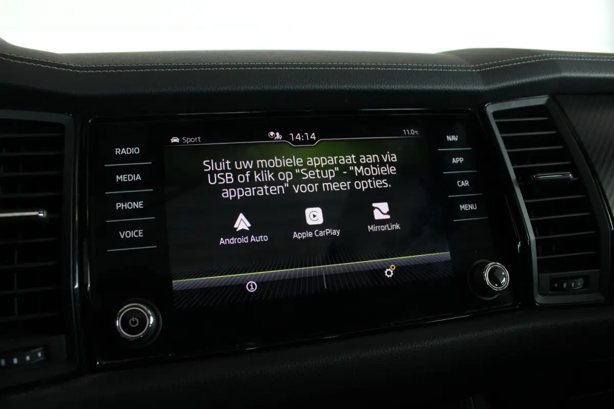 1.5 TSI Sportline Business Facelift | Pano | Camera | Memory | Virtual Cockpit | LED Matrix | Carplay | Keyless | Stoelverw. | 20" LMV | PDC V+A