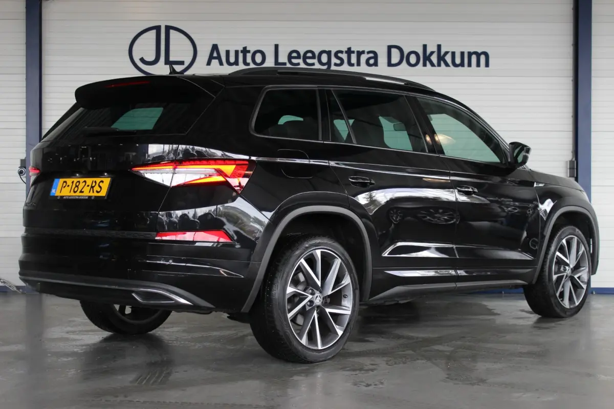 1.5 TSI Sportline Business Facelift | Pano | Camera | Memory | Virtual Cockpit | LED Matrix | Carplay | Keyless | Stoelverw. | 20" LMV | PDC V+A