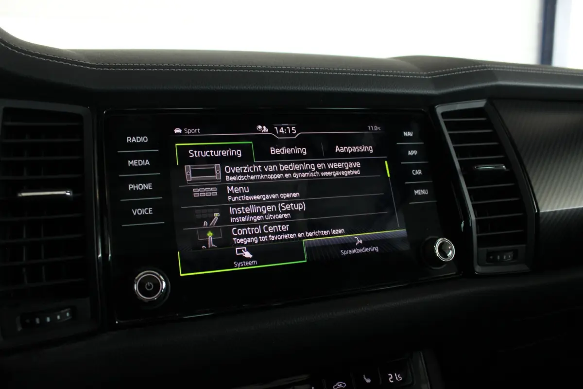 1.5 TSI Sportline Business Facelift | Pano | Camera | Memory | Virtual Cockpit | LED Matrix | Carplay | Keyless | Stoelverw. | 20" LMV | PDC V+A