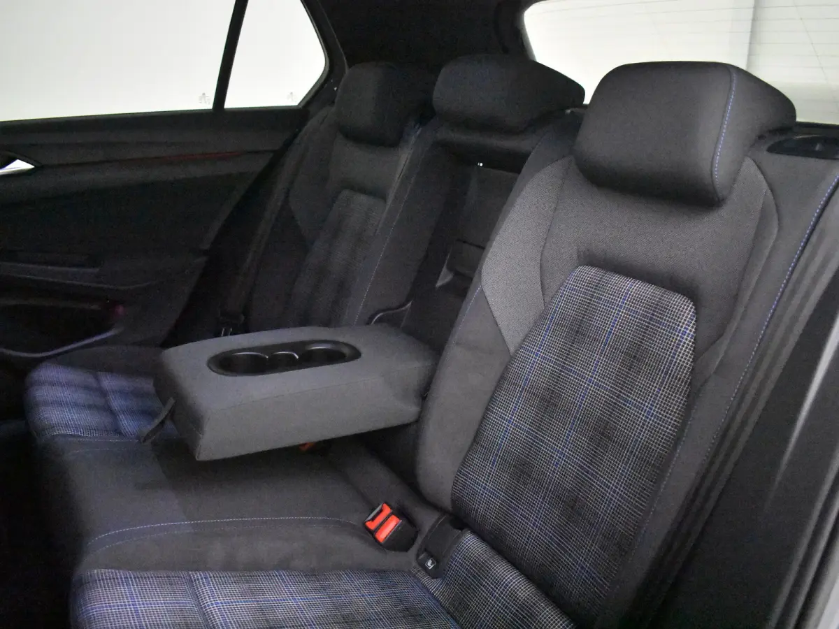 1.4 eHybrid GTE lTrekhaak Afneembaar | Stoel en Stuurverwarming l Adapt. Cr Control l Navi l Apple Car play/Android l 18" l PDC l