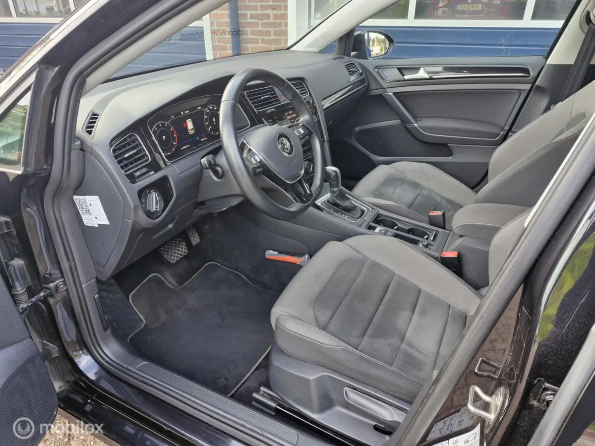 1.5 TSI Highline/ virtual cockpit.