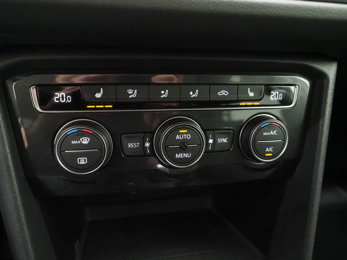 2.0 TSI 4Motion DSG | Trekhaak | Camera | Adaptive Cruise | Virtual | Stoelverwarming | Carplay