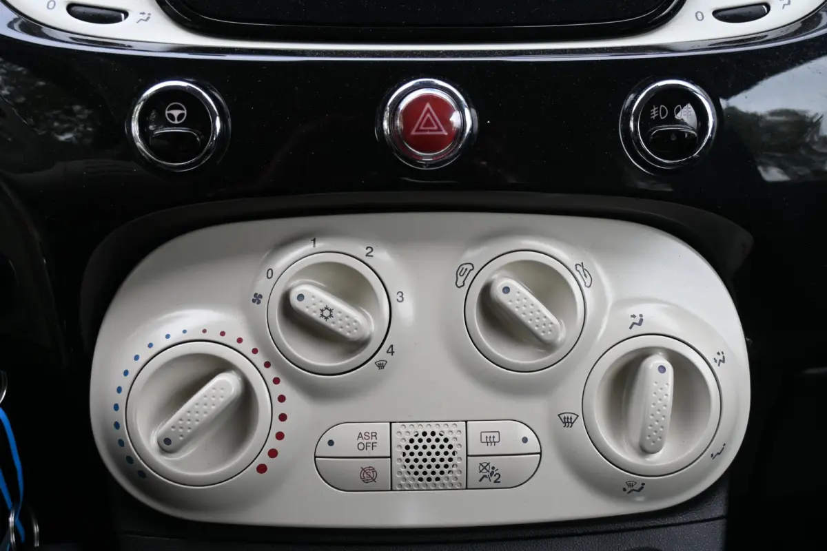 1.2 Star | PANORAMADAK | Navigatie | Bluetooth | Parkeersensoren Achter | Lichtmetalen Velgen
