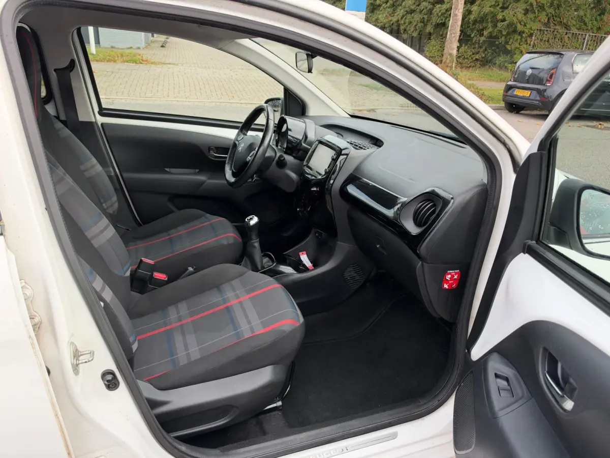 1.2 Puretech GT-Line, Navi, Camera, Keyless, NAP, APK 10-2027, NL Auto, Nieuwe Distributie