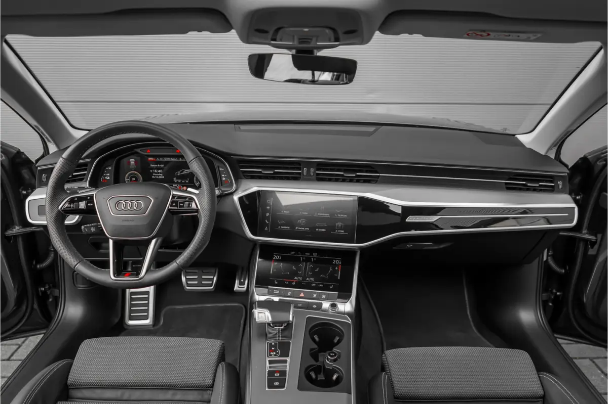 55 TFSI e Quattro S-Line Pano 360° B&O Matrix ACC Elek Trekhaak 21"