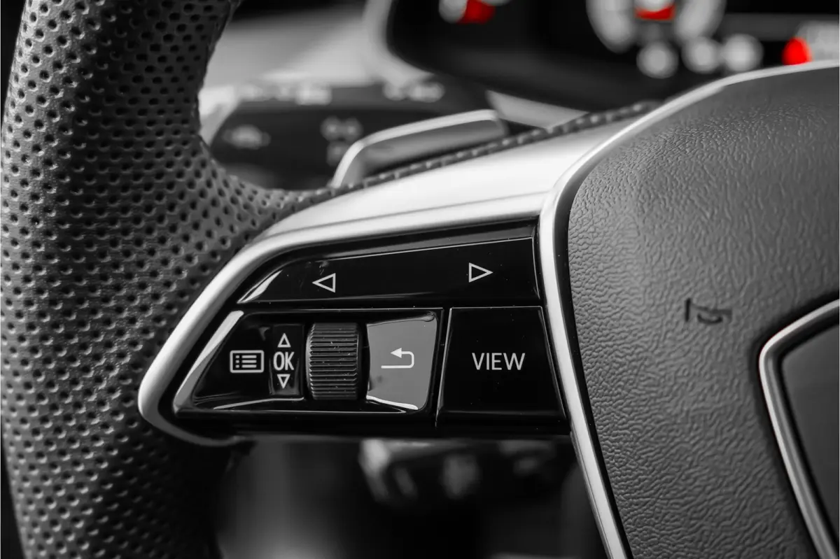 55 TFSI e Quattro S-Line Pano 360° B&O Matrix ACC Elek Trekhaak 21"