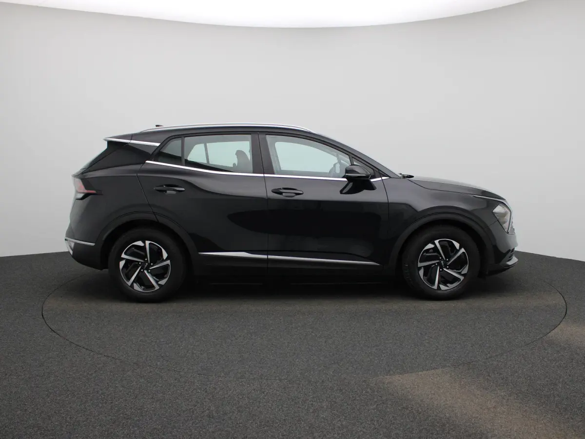 1.6 T-GDi MHEV DynamicLine | Apple Carplay / Android Auto | Achteruitrijcamera | Climate Control | Virtual Cockpit | Cruise Control | Parkeersensoren | Lichtmetalen Velgen |