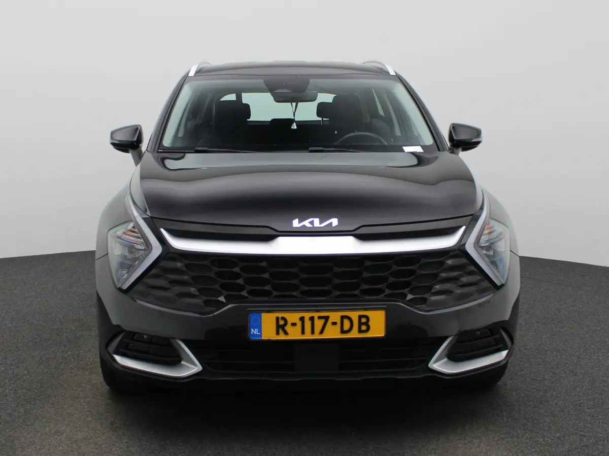 1.6 T-GDi MHEV DynamicLine | Apple Carplay / Android Auto | Achteruitrijcamera | Climate Control | Virtual Cockpit | Cruise Control | Parkeersensoren | Lichtmetalen Velgen |