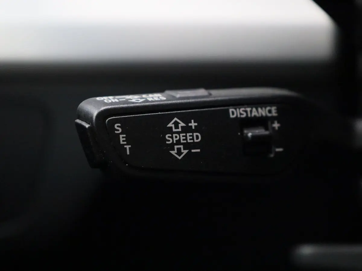 55 TFSI e quattro Competition | S- Line | Panoramadak | Bang & Olufsen | Luchtvering | Memory Seats | 360 Camera | Virtual Cockpit | Stoelverwarming | Afgevlakt Sportstuur | DAB |  Lichtmeta