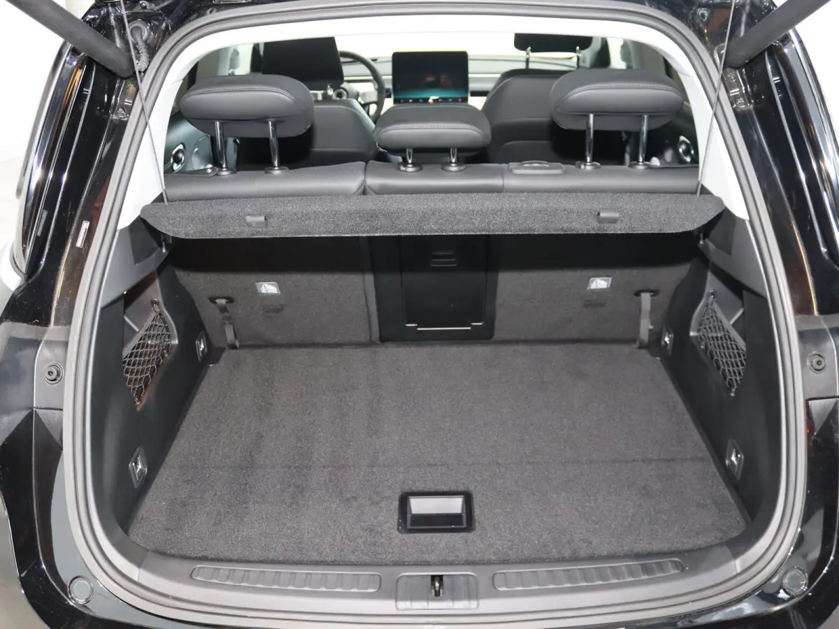 Premium 66 kWh | Warmtepomp | 22 KW laden | Panoramadak | Head-Up Display | Drive Pilot |