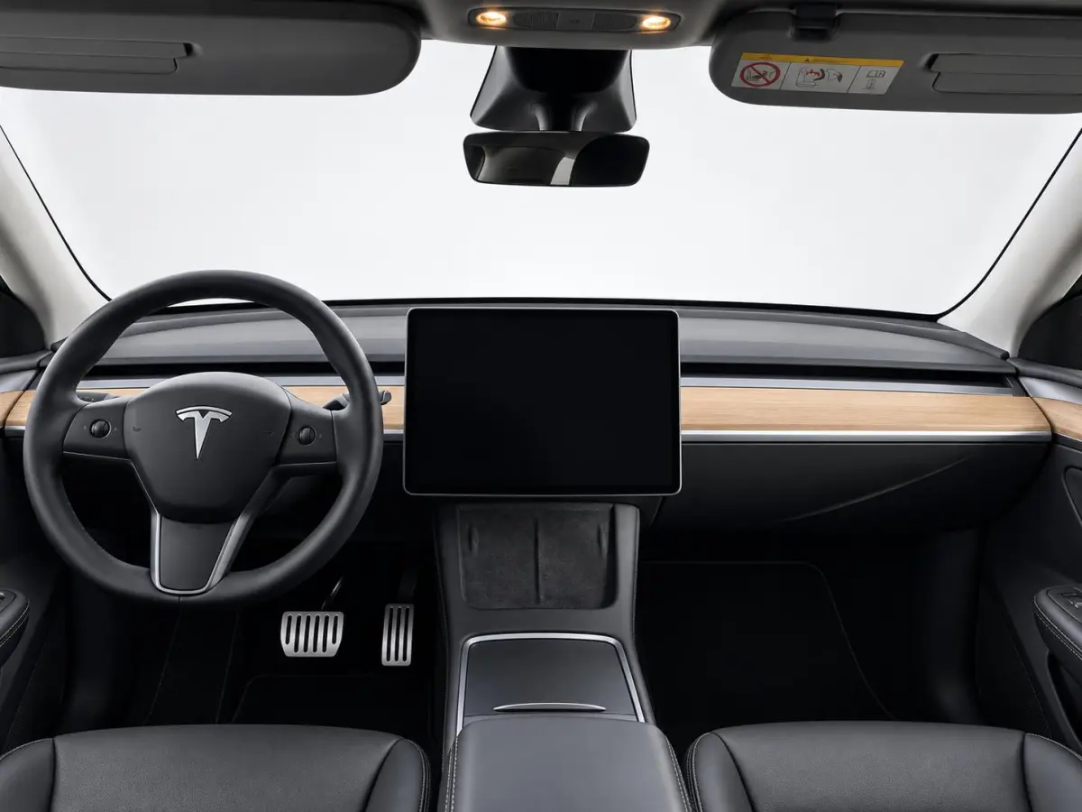 Performance AWD 75 kWh | Lage KM std. | Panorama dak | Stoel verwarming | Leder | Navigatie | Climate control | Camera | Parkeer sensoren | LED | Elec. achterklep