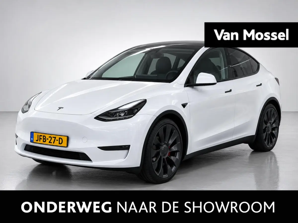 Performance AWD 75 kWh | Lage KM std. | Panorama dak | Stoel verwarming | Leder | Navigatie | Climate control | Camera | Parkeer sensoren | LED | Elec. achterklep