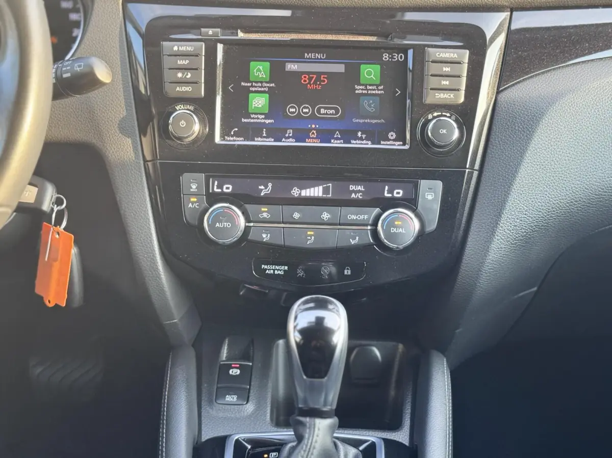 1.3 DIG-T N-Connecta Navi/ Camera/ Automaat