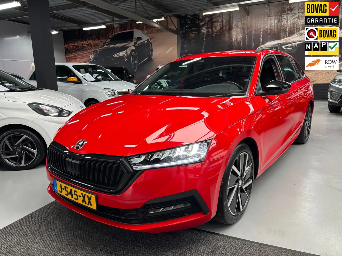 1.0 TSI Sport Business / Navigatie