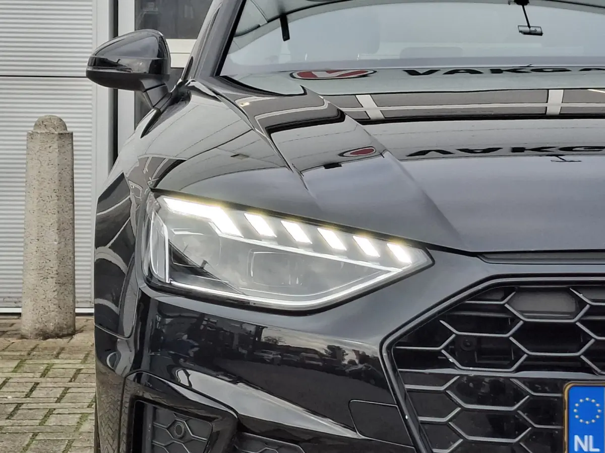 35 TFSI S-line edition Competition | Navigatie/Android/Apple Carplay | LM Velgen | Elektrisch Glazen Panoramadak | Voorstoelen Verwarmd | Achteruitrijcamera | Cruise Control | Airco |