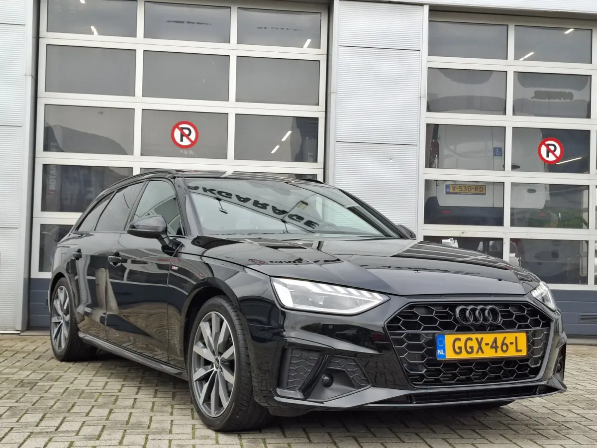 35 TFSI S-line edition Competition | Navigatie/Android/Apple Carplay | LM Velgen | Elektrisch Glazen Panoramadak | Voorstoelen Verwarmd | Achteruitrijcamera | Cruise Control | Airco |